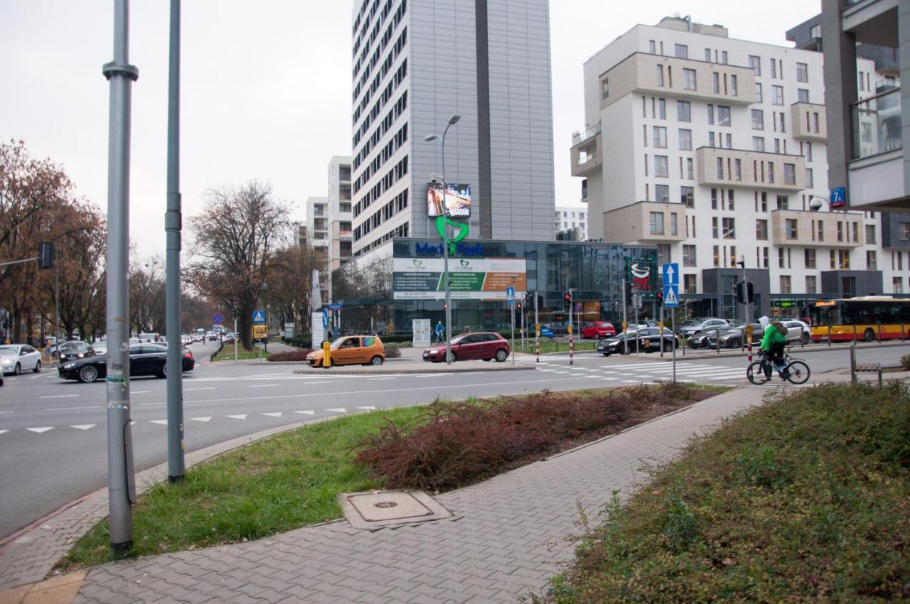 Apartament Cybernetyki Mokotow Warschau Buitenkant foto