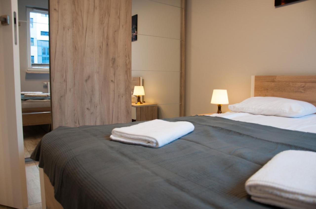 Apartament Cybernetyki Mokotow Warschau Buitenkant foto