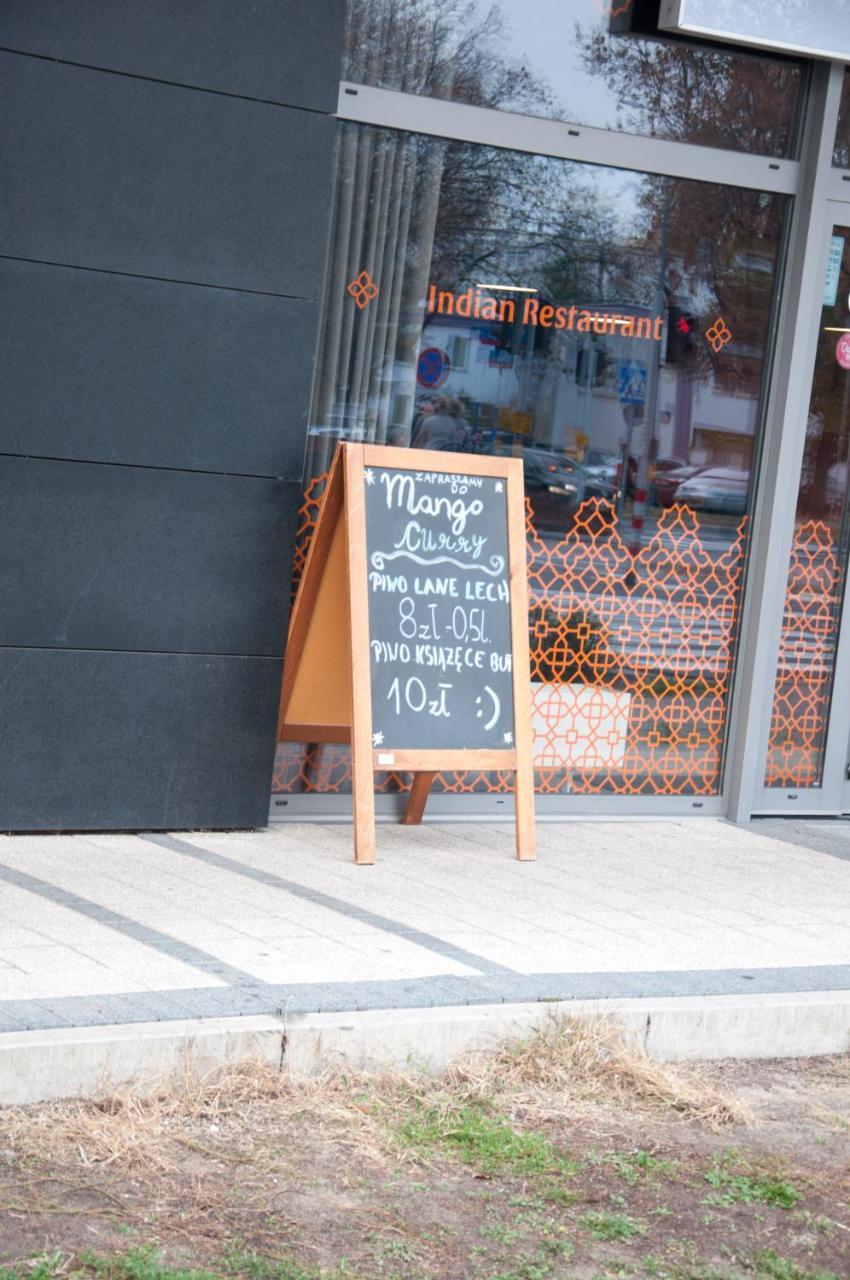 Apartament Cybernetyki Mokotow Warschau Buitenkant foto