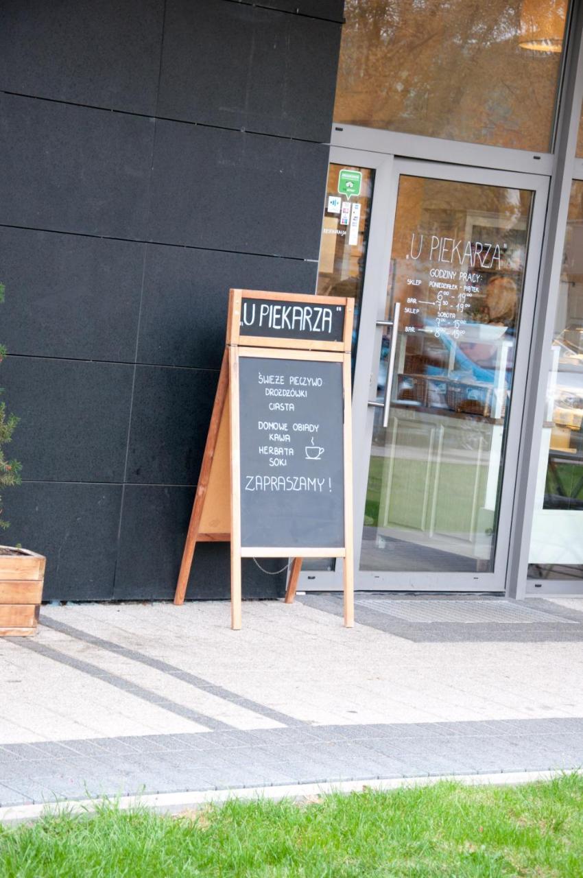 Apartament Cybernetyki Mokotow Warschau Buitenkant foto