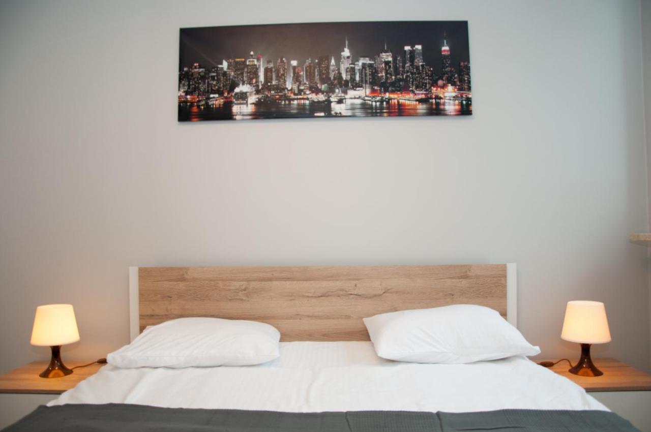 Apartament Cybernetyki Mokotow Warschau Buitenkant foto