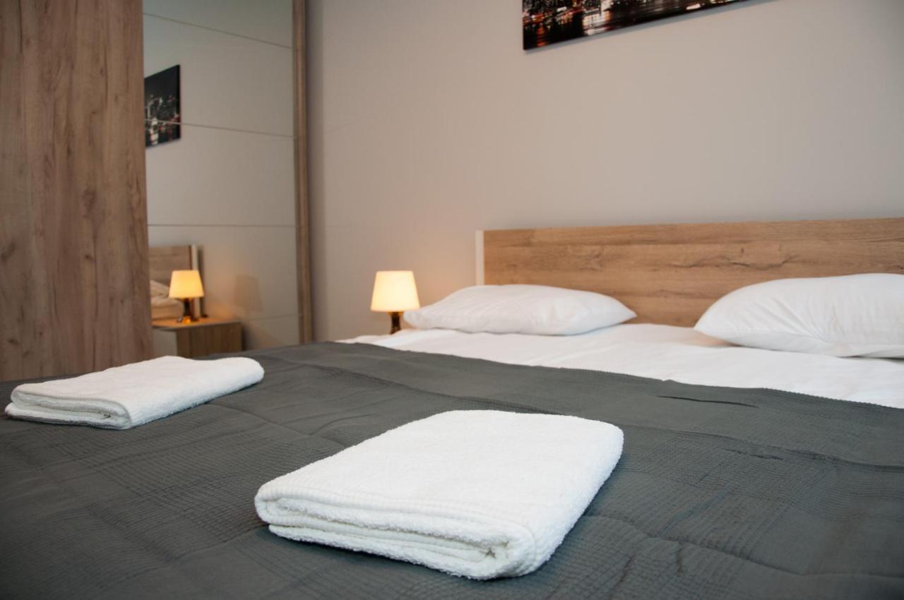 Apartament Cybernetyki Mokotow Warschau Buitenkant foto