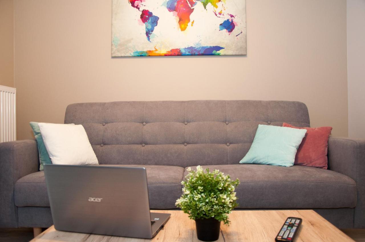 Apartament Cybernetyki Mokotow Warschau Buitenkant foto