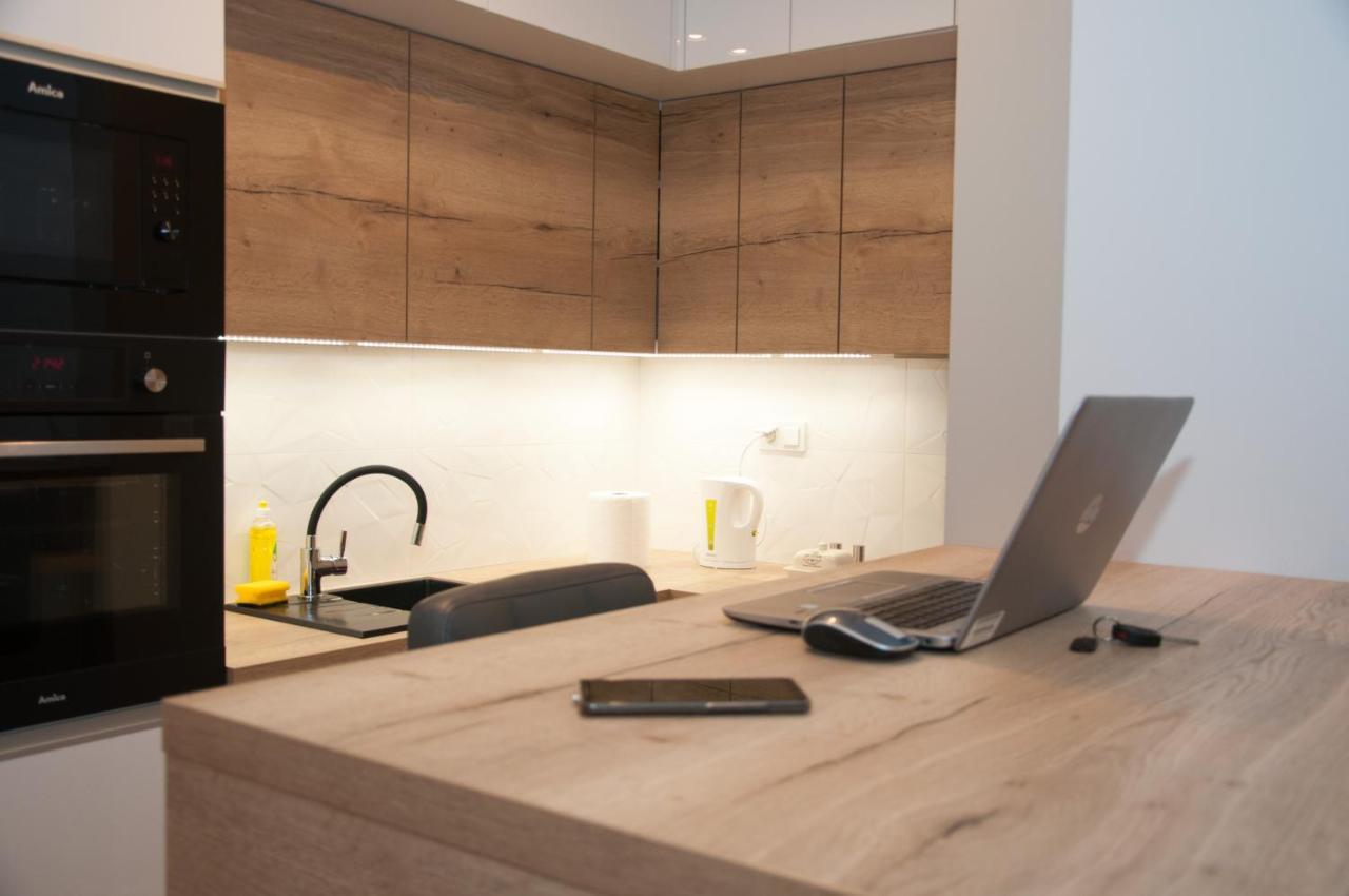 Apartament Cybernetyki Mokotow Warschau Buitenkant foto