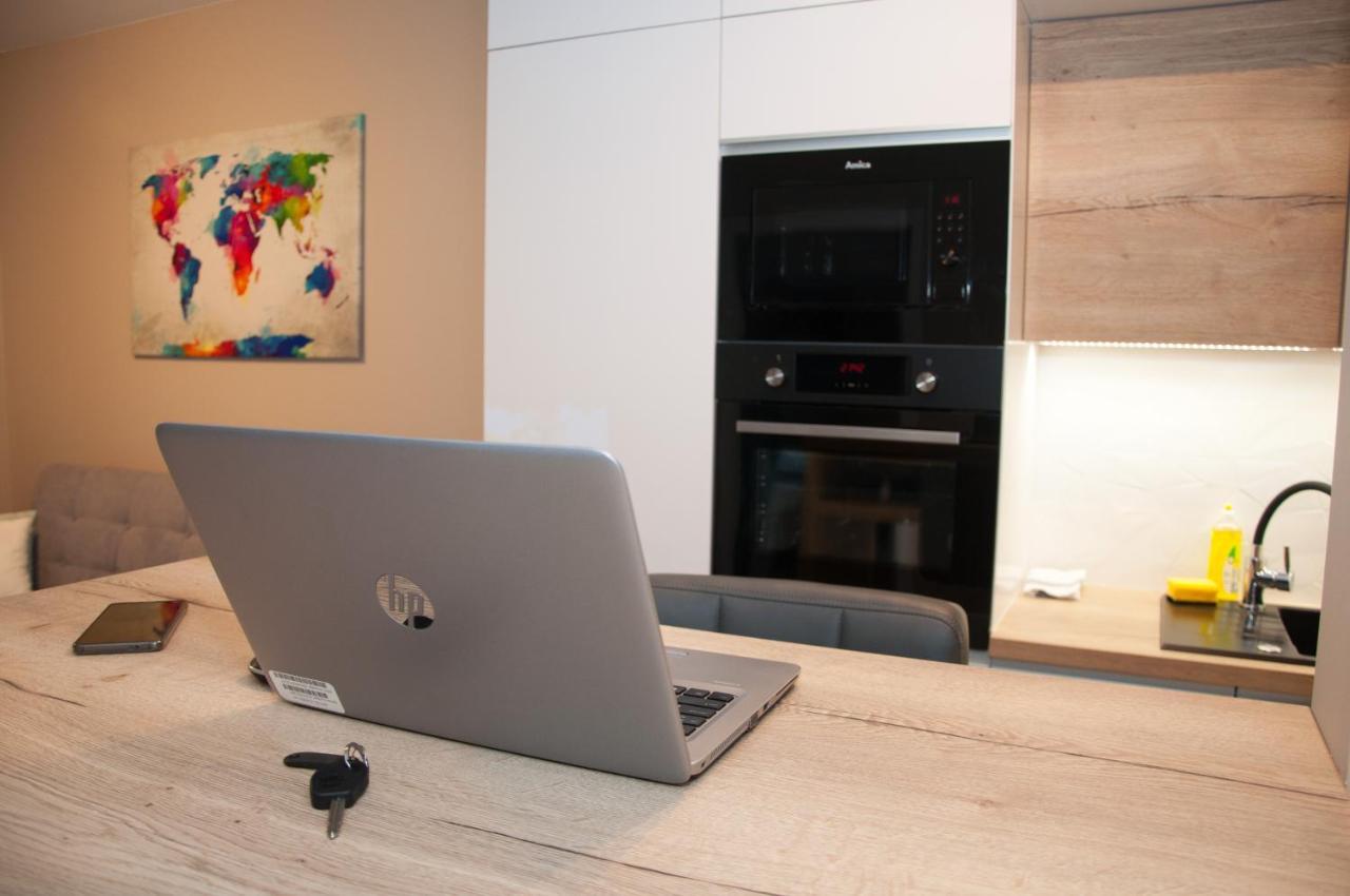 Apartament Cybernetyki Mokotow Warschau Buitenkant foto